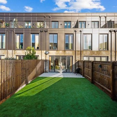 Amazing New Built Townhouse With Garden In London Villa Hendon Eksteriør bilde
