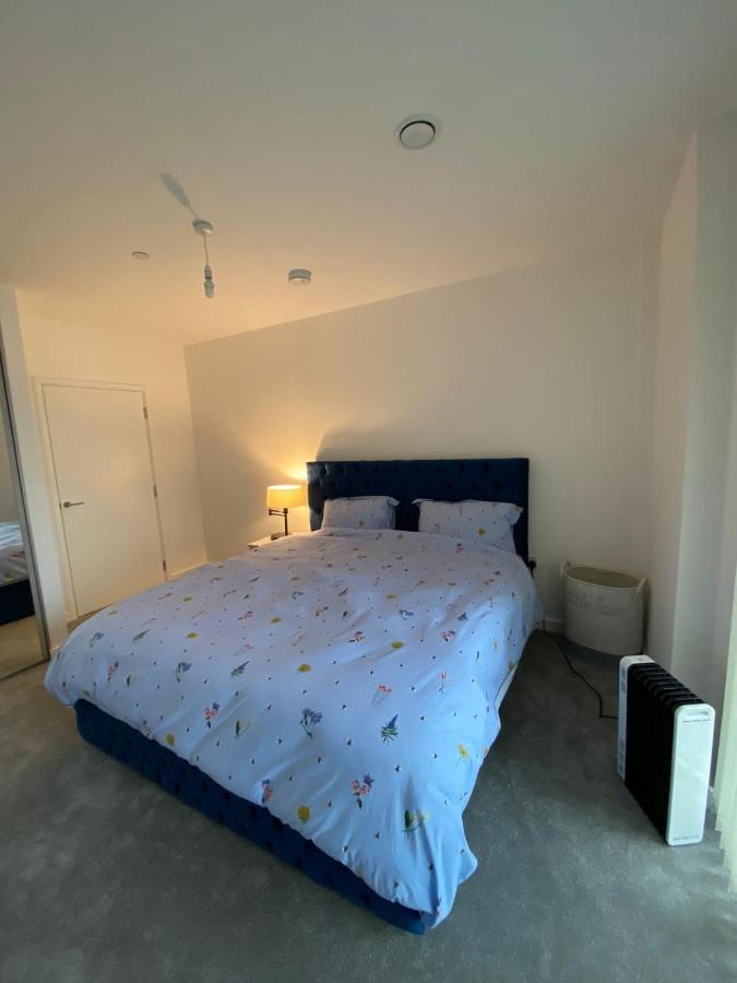 Amazing New Built Townhouse With Garden In London Villa Hendon Eksteriør bilde